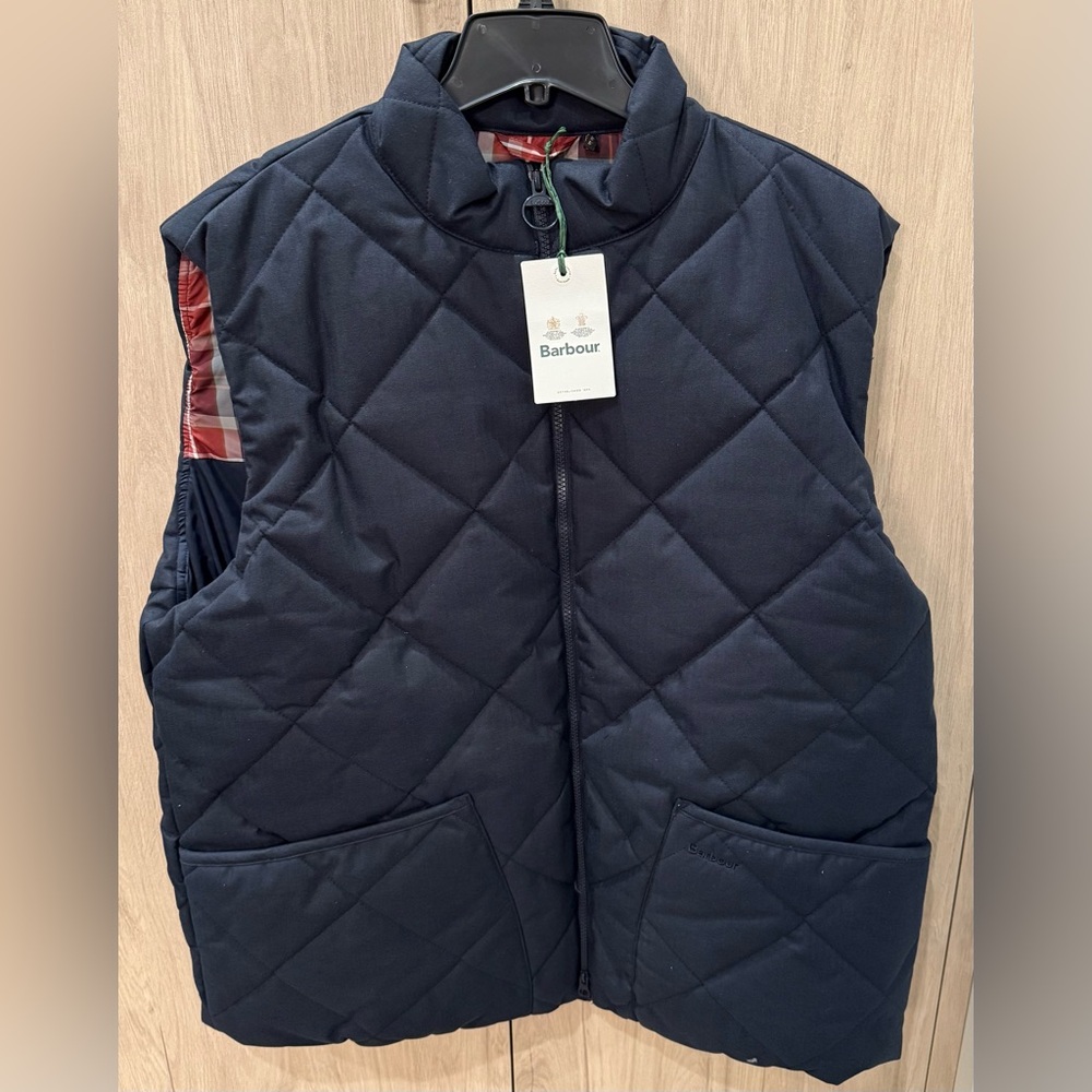 NWTs Barbour Men’s Lindale Quilted Gilet / Vest. Dark Navy. XXL